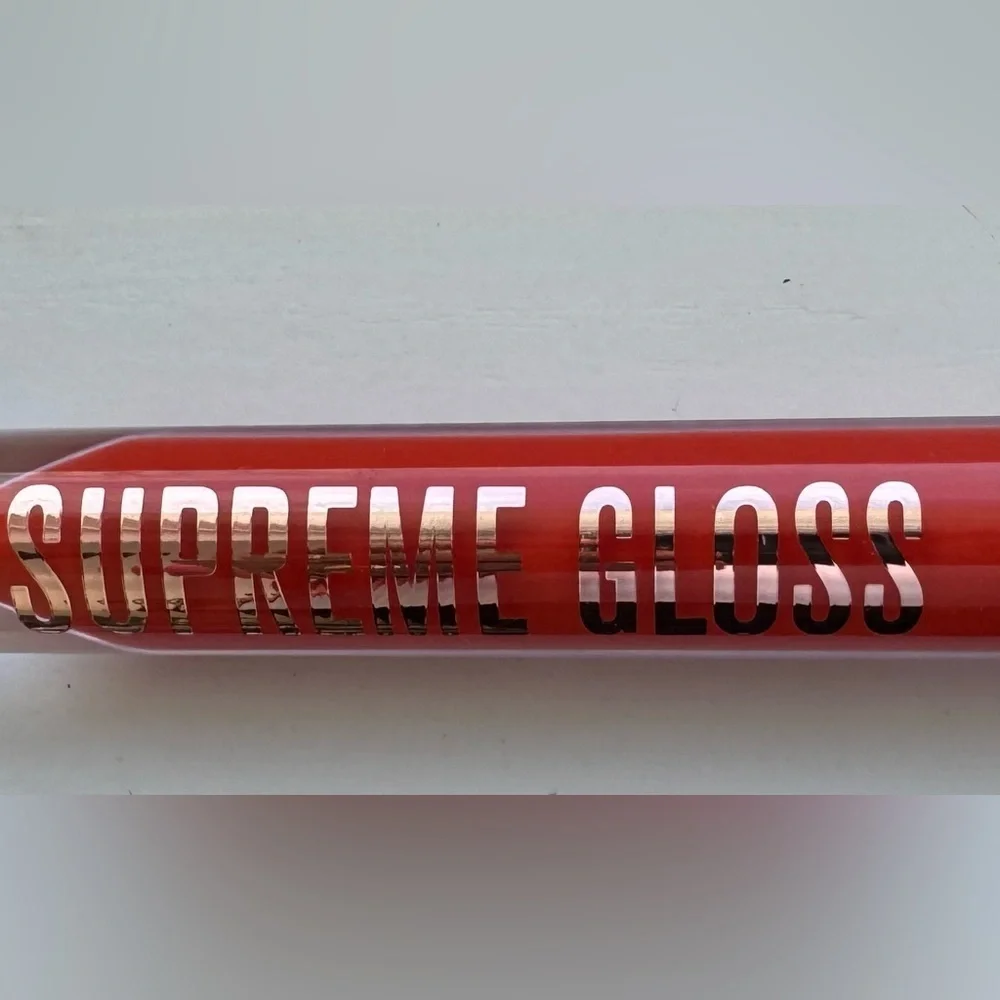 Jeffree Star Supreme Gloss Lip Gloss Everybody Knows Shine Effect